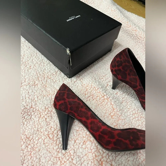 Saint Laurent red Leopard Print Pointed Pumps - Rare Luxury Statement Heels - Picture 11 of 13